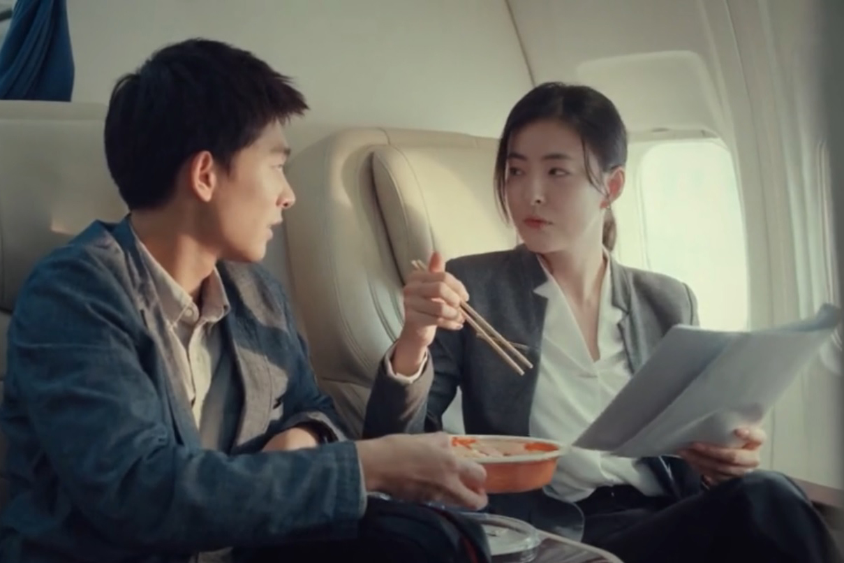 周锐|《输赢》赵颖:在金钱和情欲之间游走,结局注定是一场空