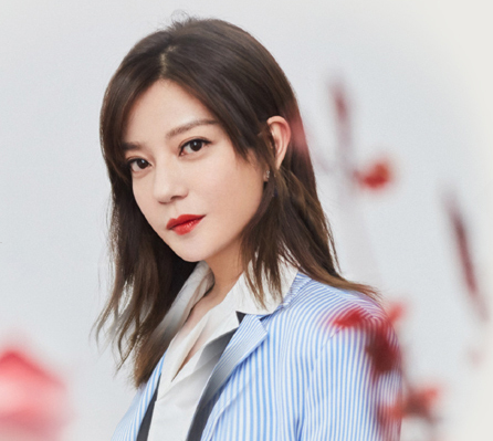 赵薇|赵薇消失九个月后现身，扎双马尾发型状态年轻，新剧女主被袁泉替代