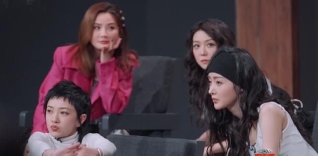 杨幂|浪姐3分组成修罗场,于文文3拒那英,4位姐姐抱团,郑秀妍当队长