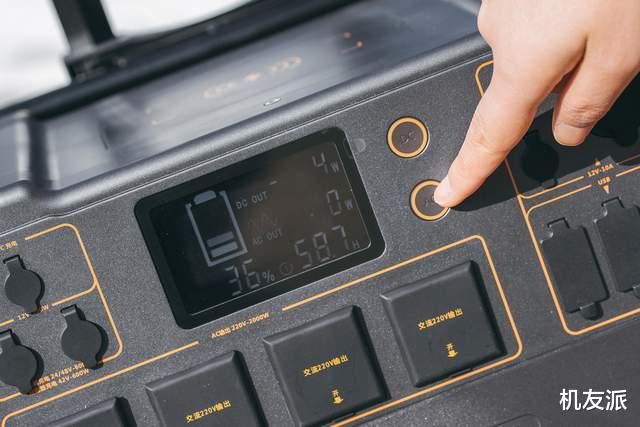无线充电|上万元的户外电源怎么样？百克龙E3000上手体验，真值