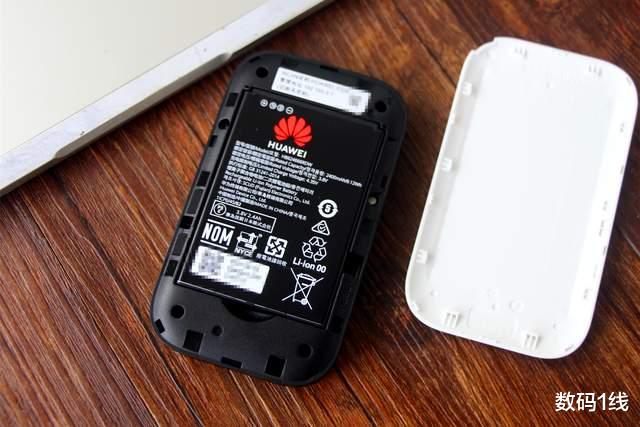 扫地机器人|出差旅行途中办公、娱乐必备上网神器：华为随行WiFi 3