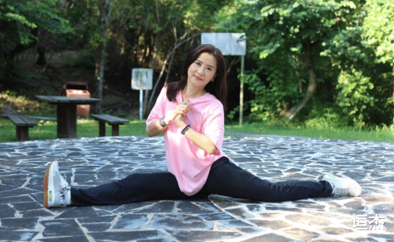 祝文君|TVB祝文君因病去世，曾采访周星驰走红，患癌期间还拍过12部戏