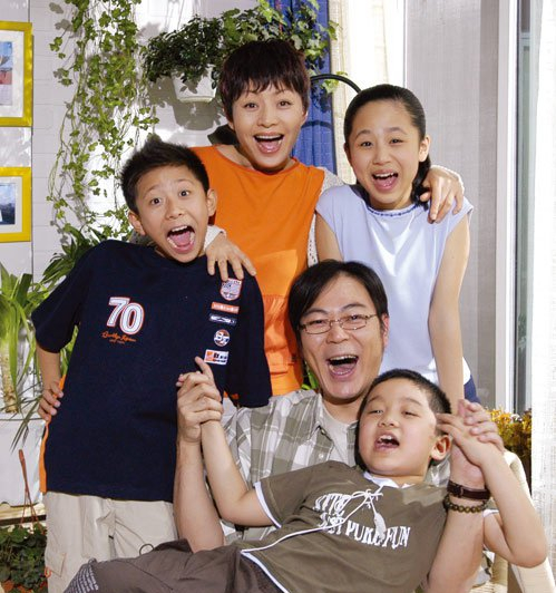 尤浩然|尤浩然糊成这样,是因为“长残了”?他的问题,远比你想象的多