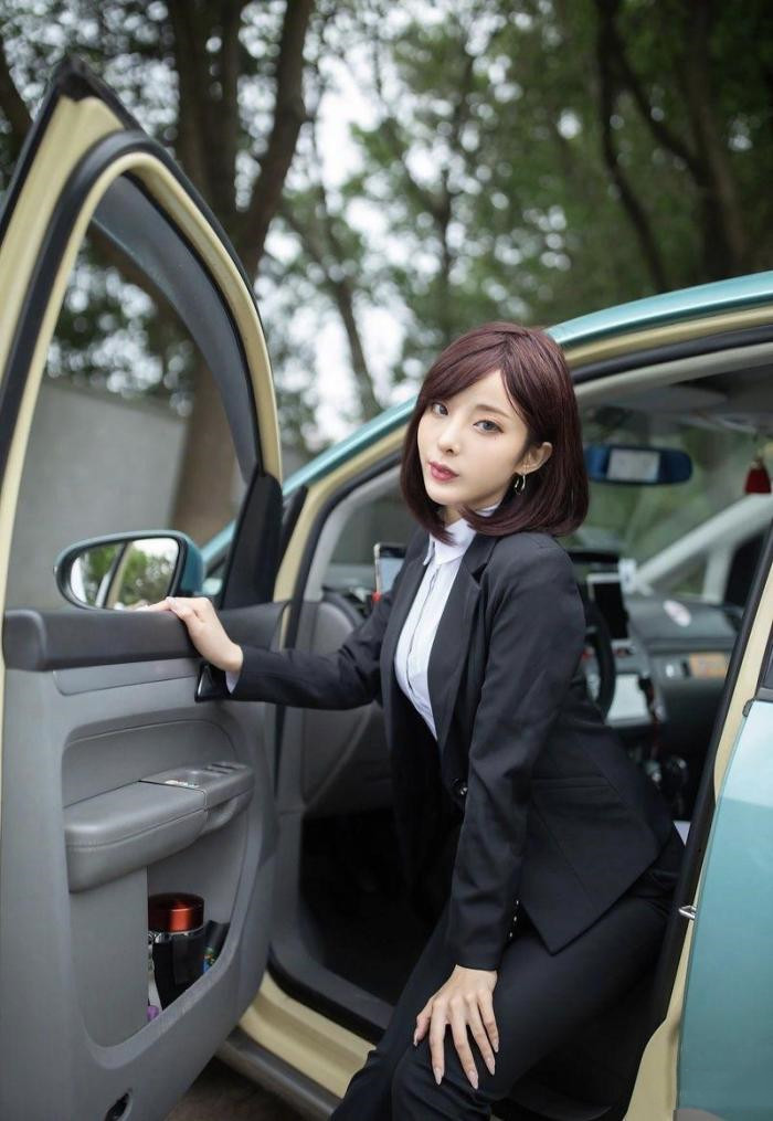 金针菇 五月的天，收拾行囊踏上远方的路，才不辜负这美好的时光！