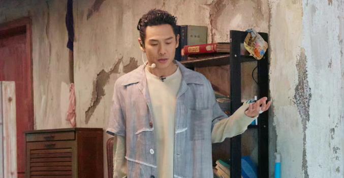 仁科|陈小春部落无悬念逆袭，杜德伟终于赢了，仁科“废话文学”太好笑