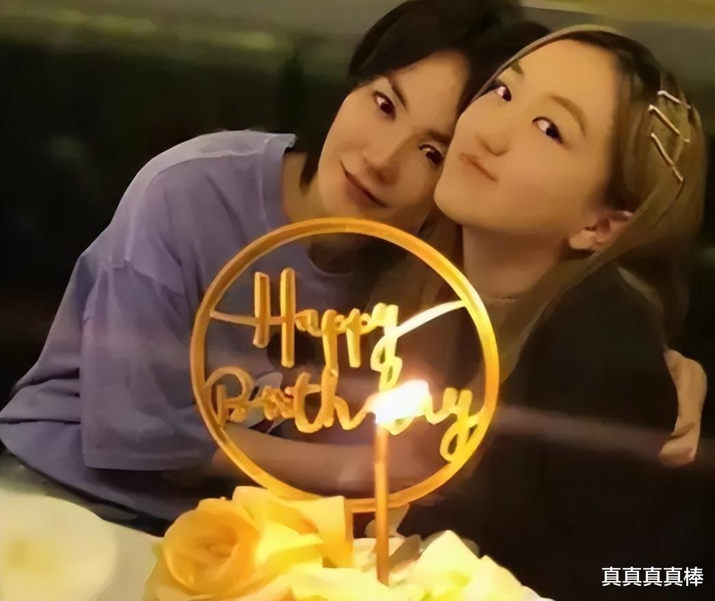 李嫣|同样是泳装,王菲的女儿,焦恩俊的女儿,贾静雯的女儿,有差吗?