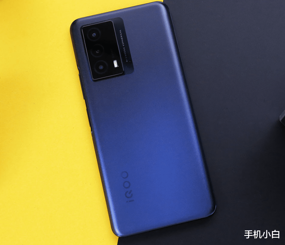 高通骁龙|最低仅1799元，12+256GB，这5款手机很靠谱，再用3年也不会感觉慢