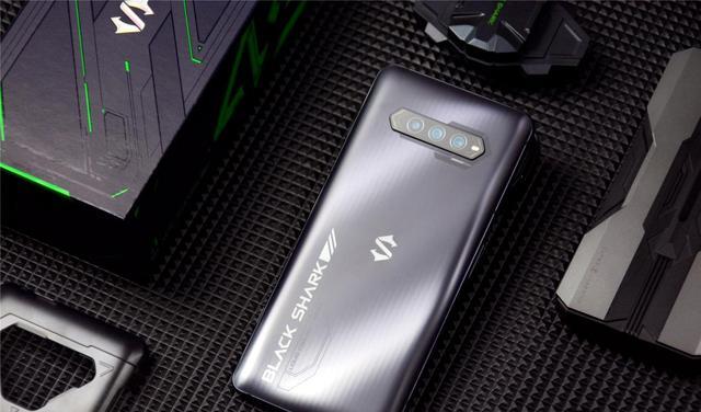 天玑9000|黑鲨5S蓄势待发，天玑9000坐镇，16+512GB低至4699