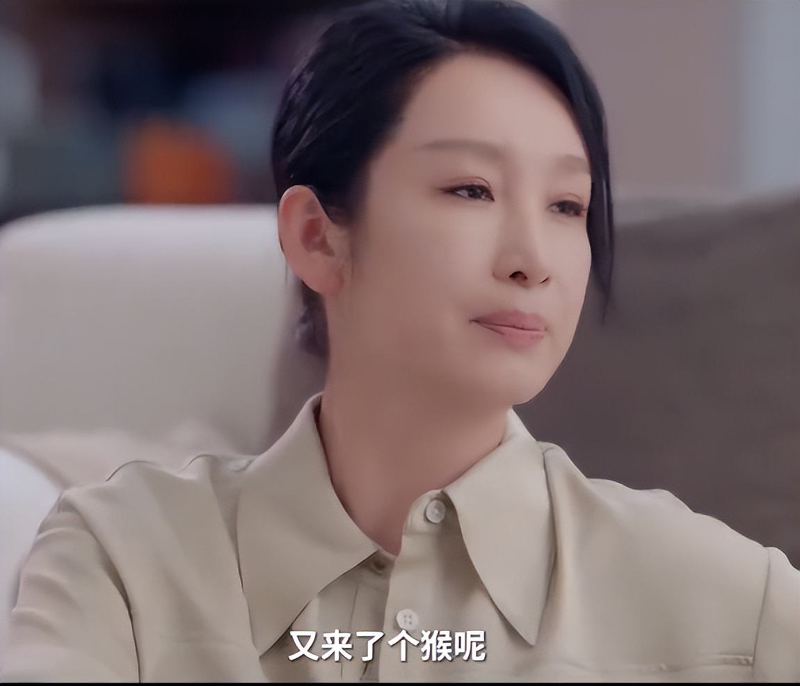 |女总裁的职场：被同事告勾引客户老公扇耳光！站在山峰不能看脚尖