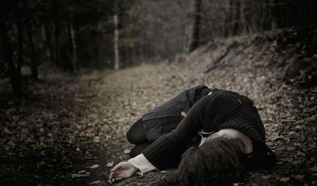 马思纯|乖乖女的叛逆爱情，她继马思纯之后第二个被全网喊话：妹妹快跑