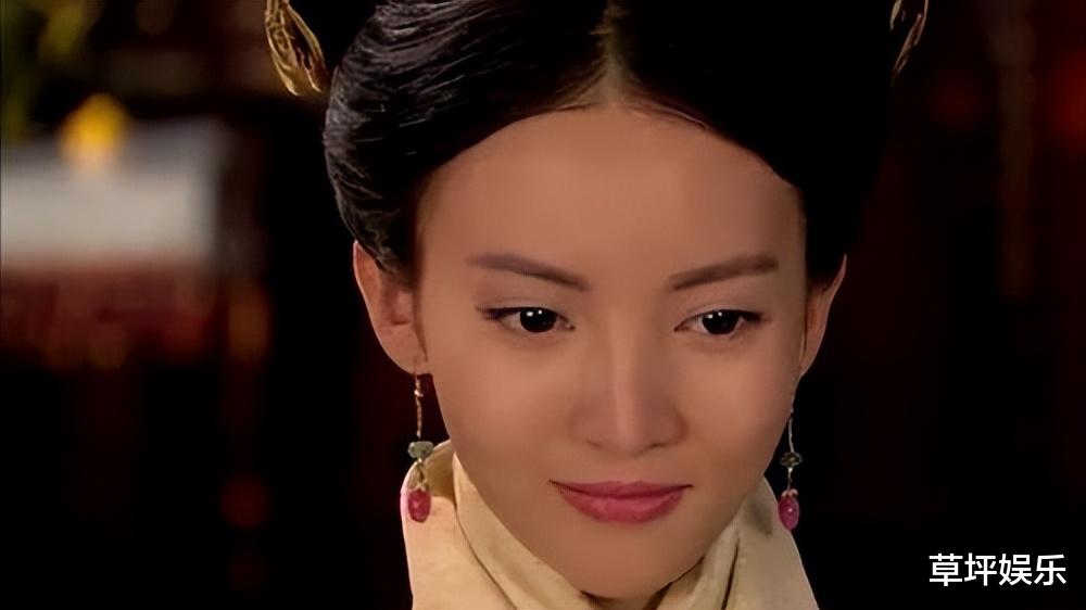 金晨|金晨每次的造型都被吐槽，真的是颜值不行？