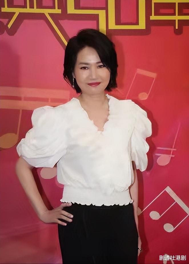 温兆伦|复出被挖旧情史!53岁前TVB女星自认对爱情失去信心:没结婚可能