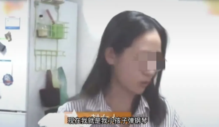 女子一天到晚在家教孩子弹钢琴,严重影响楼下的正常生活,以震楼器做以报复