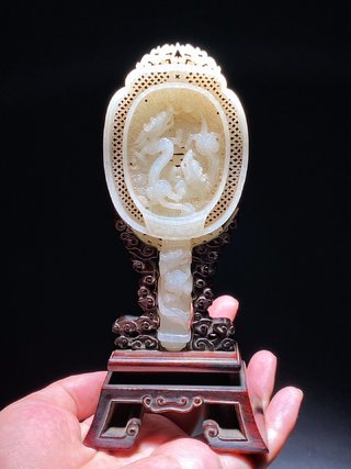 乾隆|清乾隆 和田玉籽料 白玉 镂雕 龙纹 玉扇 插屏 摆件 把件