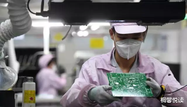 政审|外资工厂招聘工人抢着进,国内工厂反而招工难!两者到底有何区别