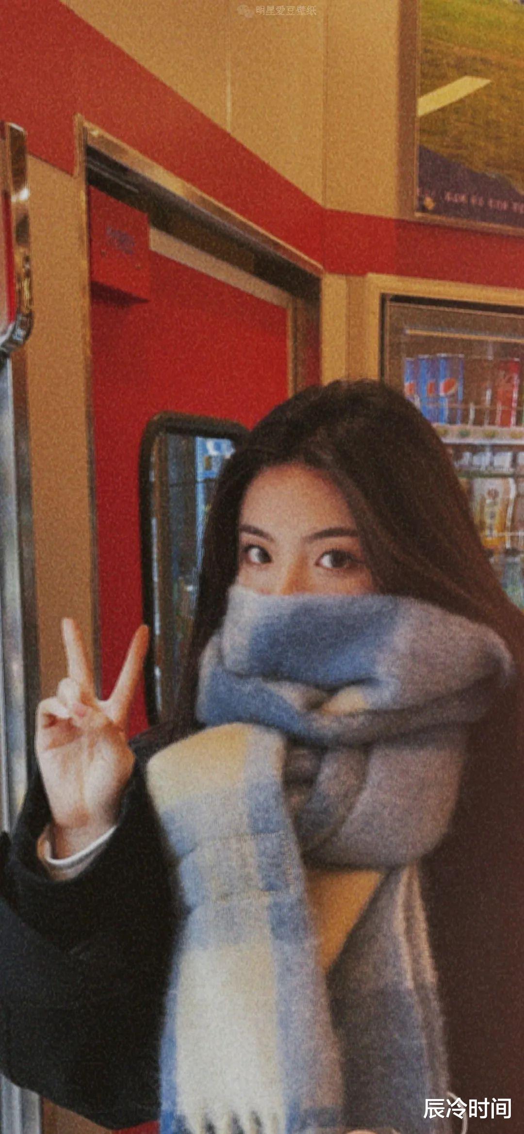 杨超越|从缝纫工到背靠港娱大佬享顶配资源,杨超越的成功玄学仅四个字