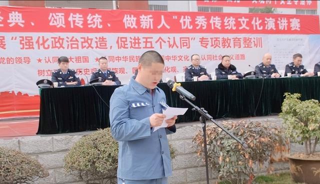 50岁的公务员被判处有期徒刑10年,出来刚好60岁能办理退休吗?