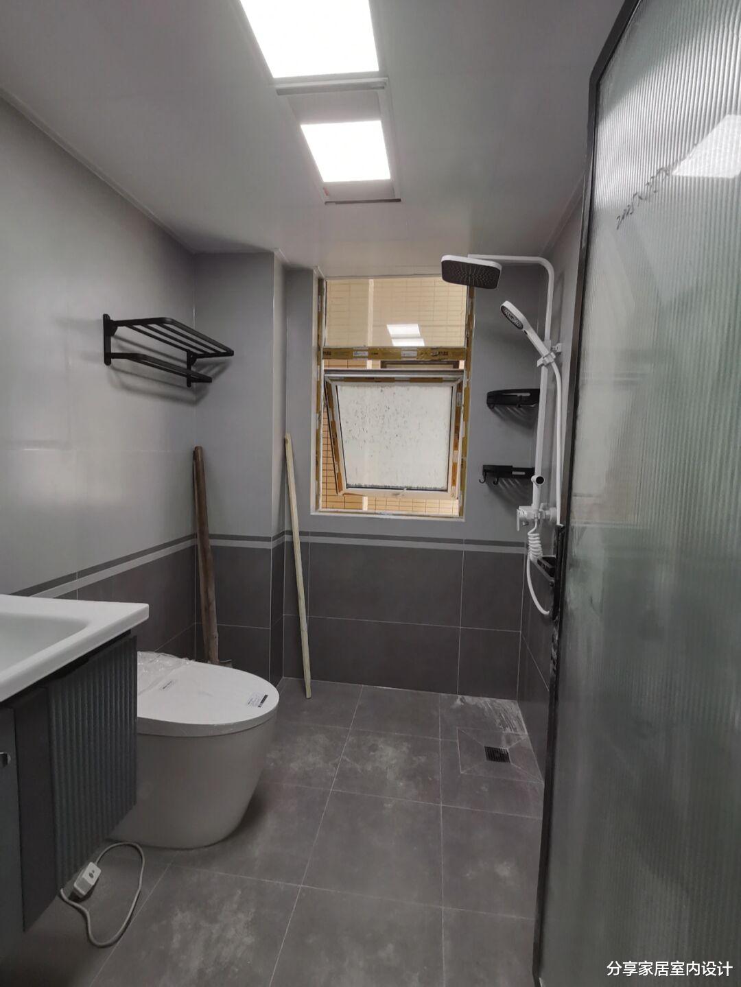 新房简单装修,家具进场很有家的味道,电视墙不做造型很耐看!