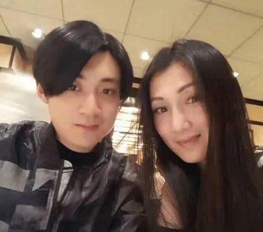 蒋勤勤|10位中式美人现状：蒋勤勤有法令纹，陈德容、梁小冰脸型有变化