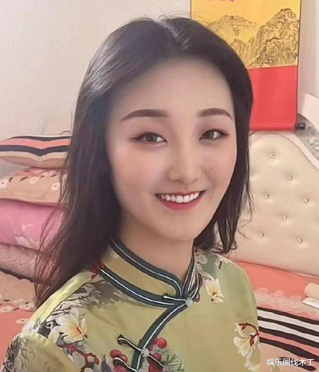 女神范|陈亚男早起晨跑，疑似清场被指作秀，网友：真把自己当明星了