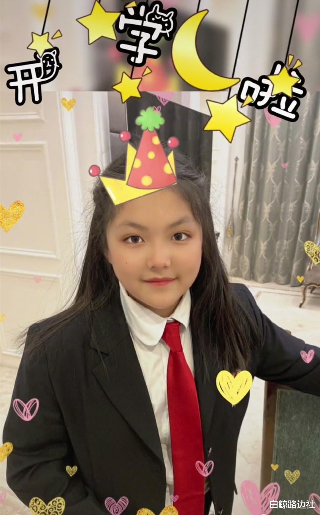 王诗龄|王岳伦李湘复合同居?晒女儿近照背景相同,12岁王诗龄大长腿抢镜