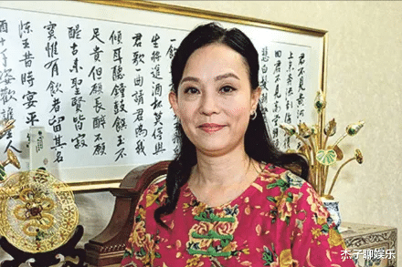 翁静晶|和陈百强传绯闻，前夫刘家良去世6年后，55岁翁静晶嫁入赌王家族