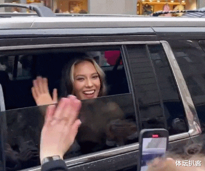 中超|谷爱凌离开中国后首次现身！模特身材女王范十足，网友：为国争光