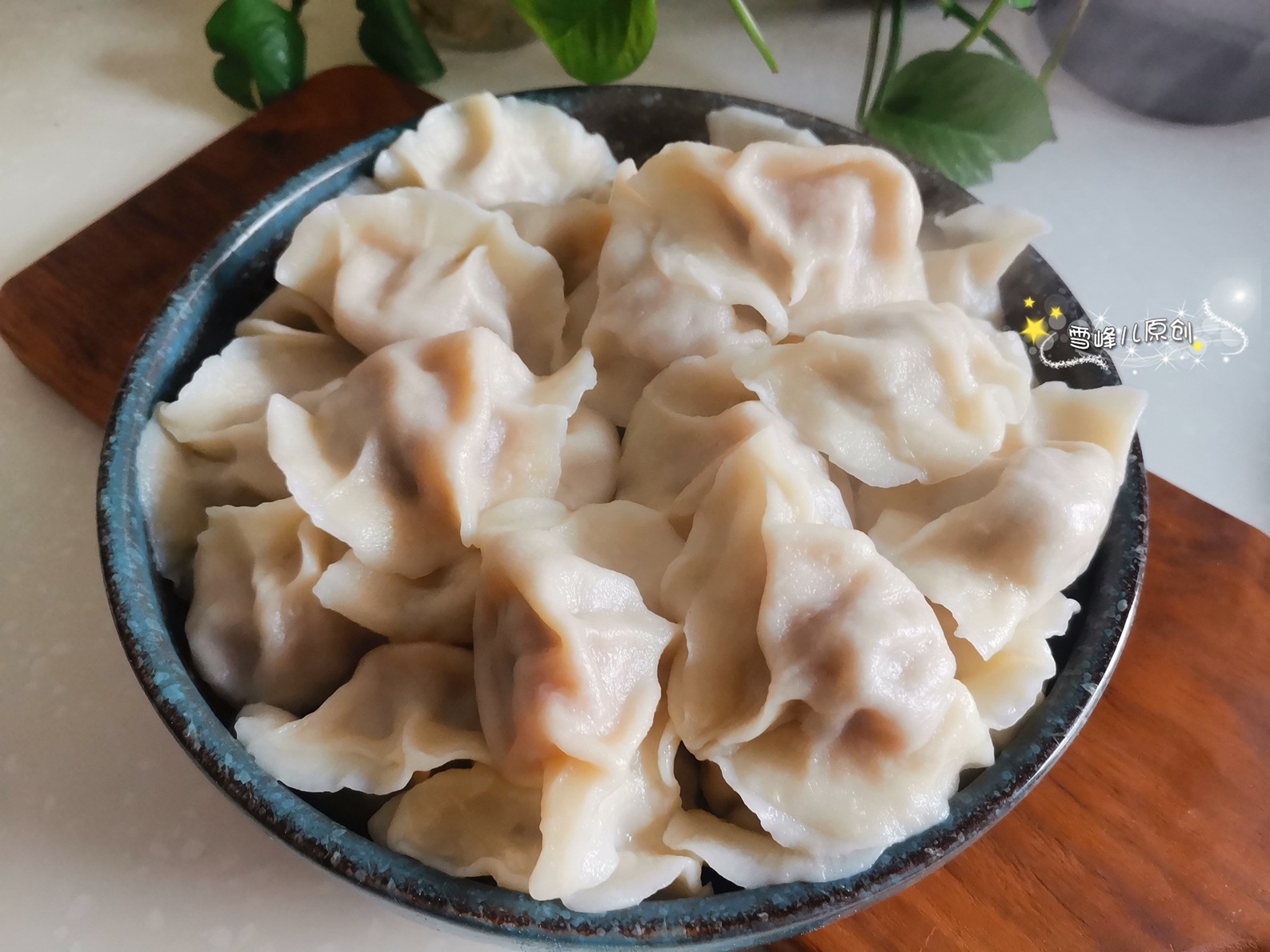 12月22日冬至节，包饺子还是这个馅，鲜美多汁，比白菜萝卜好
