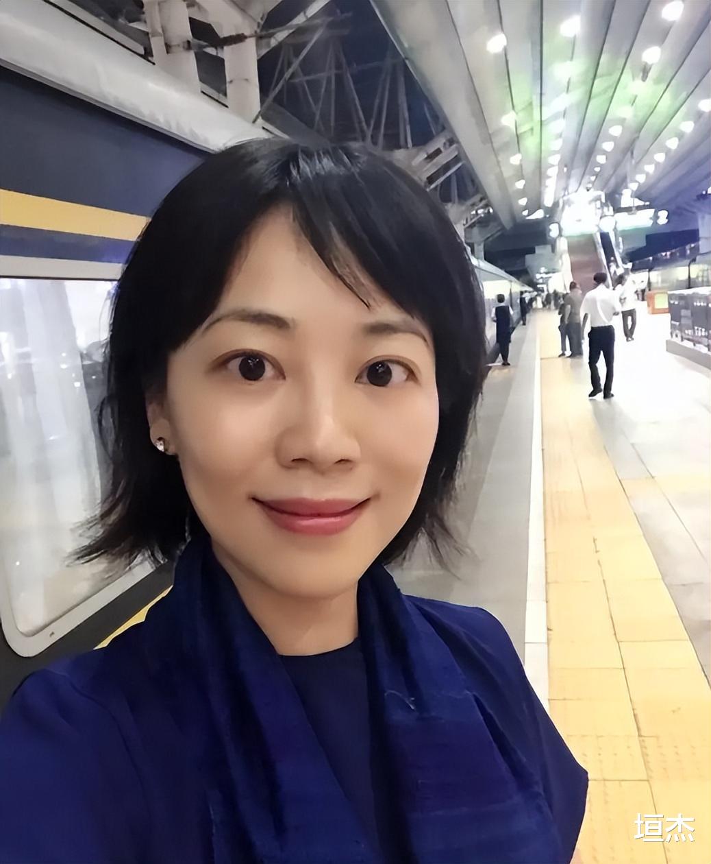 劳春燕|劳春燕：婚后和丈夫分居16年，孕期还在主持节目，她过得幸福吗？