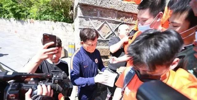 山东泰山|意外！曝山东泰山功勋队长怒喷主帅郝伟，一番话太辣眼睛！