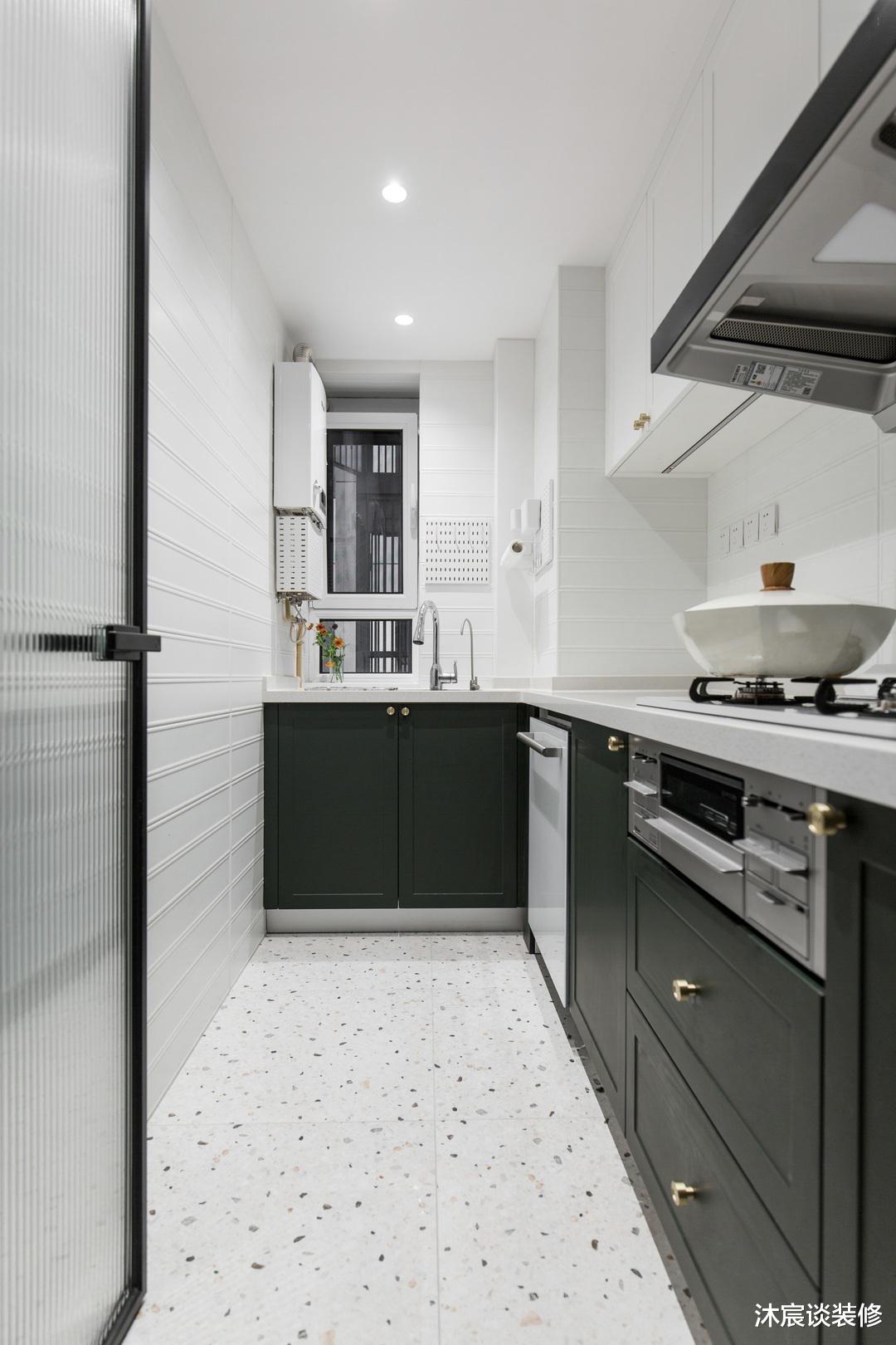 她家房子虽小但装得很好,功能足收纳多,不愧是小户型的装修样板