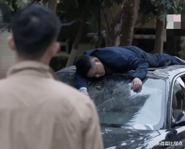 常征|《罚罪》肖局死得太憋屈,为什么不把U盘直接交给常征呢?