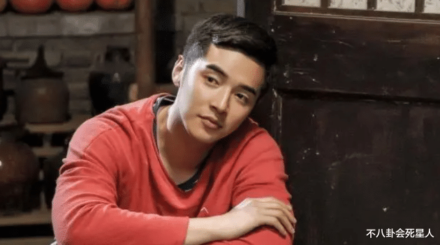 荷尔蒙|天生一张浪子脸的男星，痞、邪、欲，都是行走的荷尔蒙