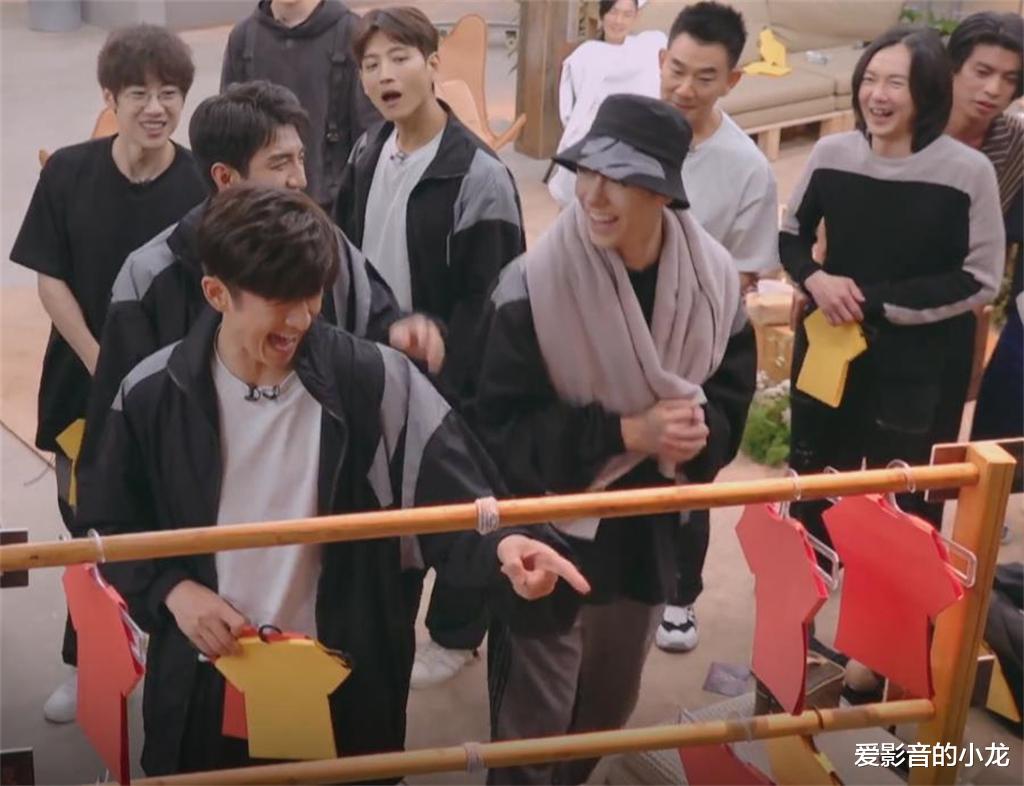 披荆斩棘|刘恺威方逸伦缺席《披荆斩棘》成团夜，赵文卓等初代哥哥惊喜回归