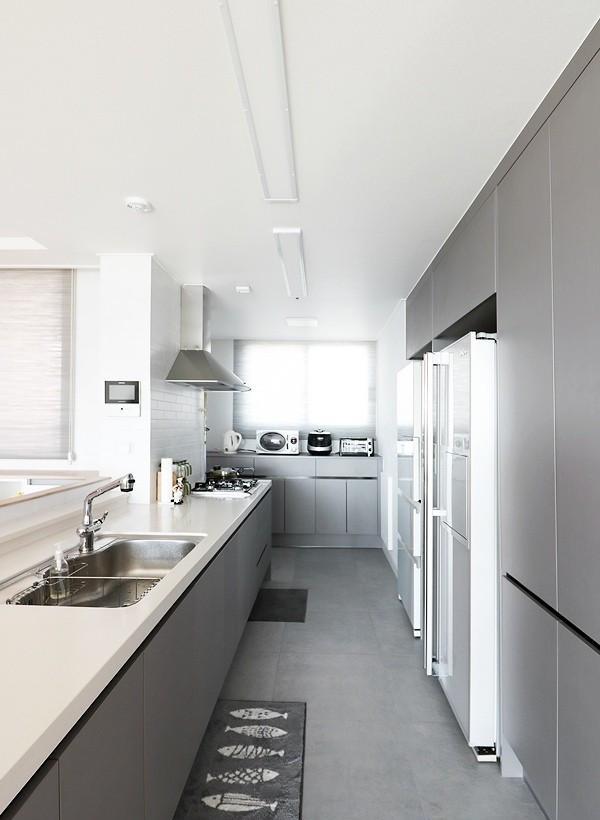 我想有个温暖的家,不求富贵、房子多大,像这家这样简单幸福就好