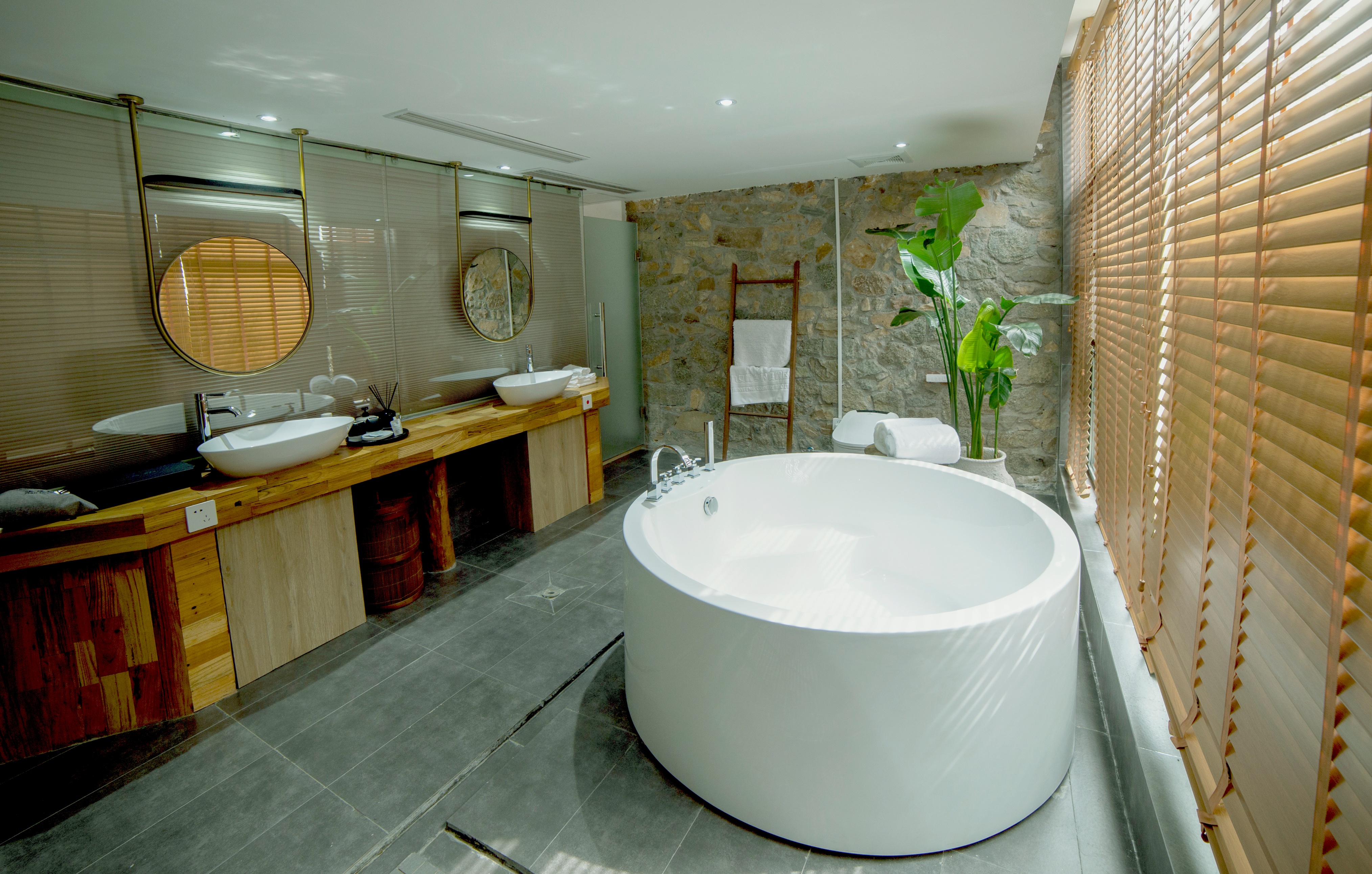 国家公园|北方“莫干山”,打卡泰山九女峰“野有山居”