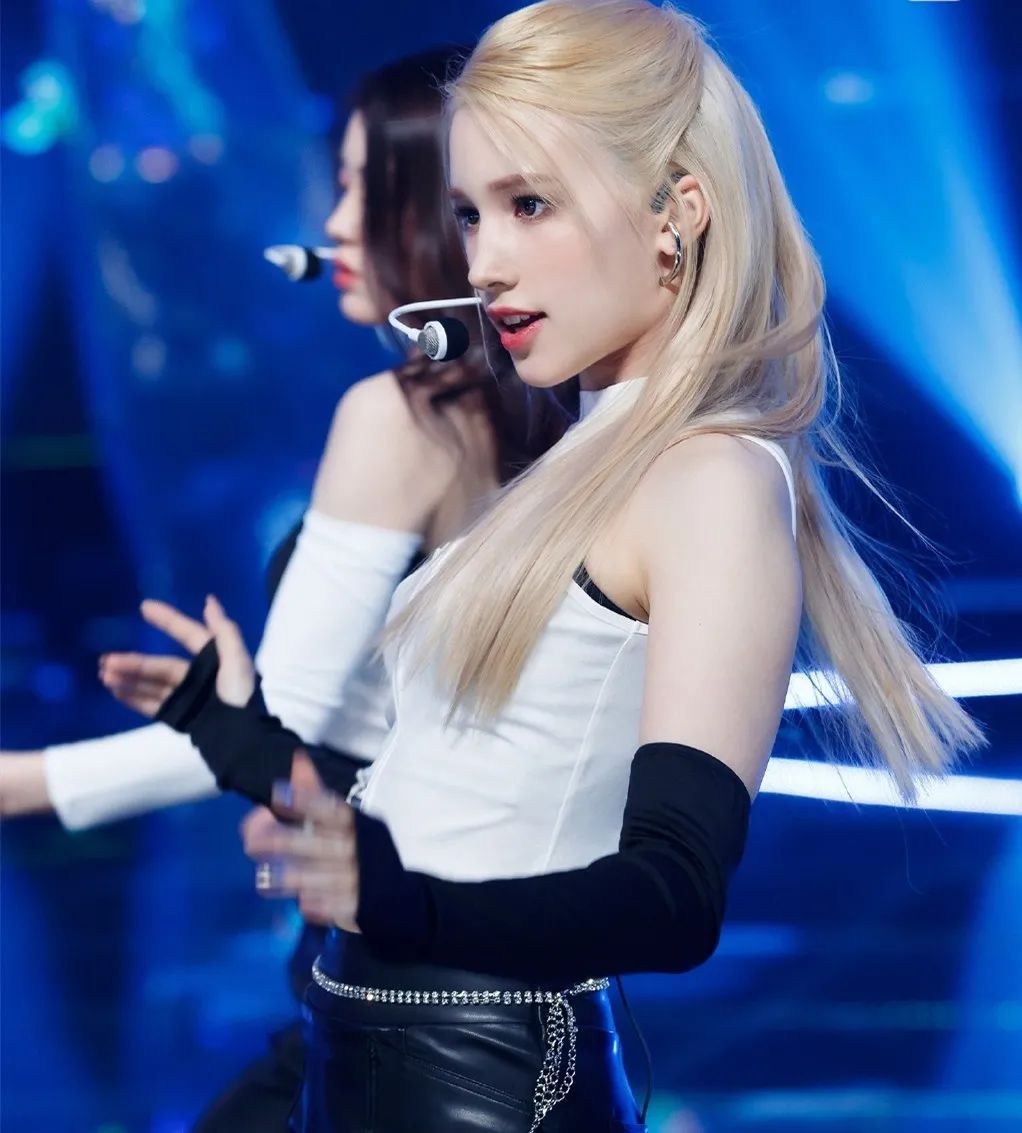 沈小婷|不得不服！女团出道一个月，成员集体换脸？