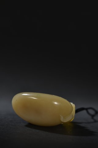 菠菜|和田玉螭龙挂件