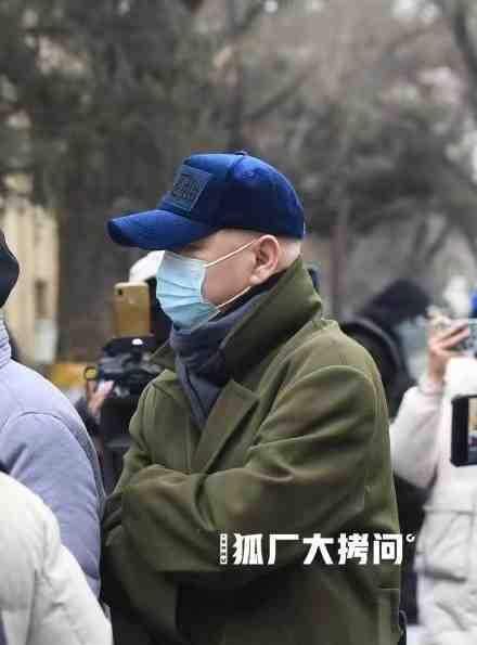 春晚|春晚三次联排：小品演员熟面孔多，姜昆成相声代表，邓超现场拜年