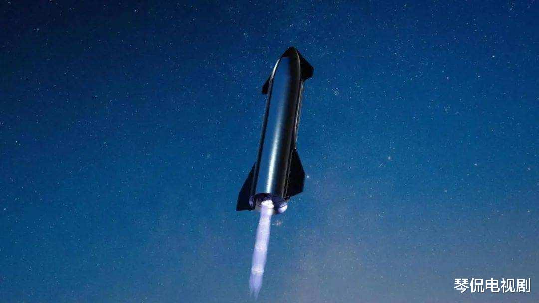 英媒:对比马斯克星际飞船与NASA SLS火箭,前者完胜
