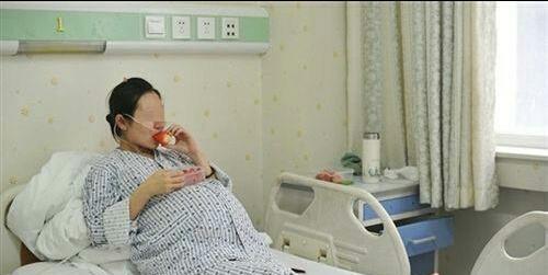 “喜当爹,无侧切”丈夫朋友圈报喜,文案惹怒产妇:没文化