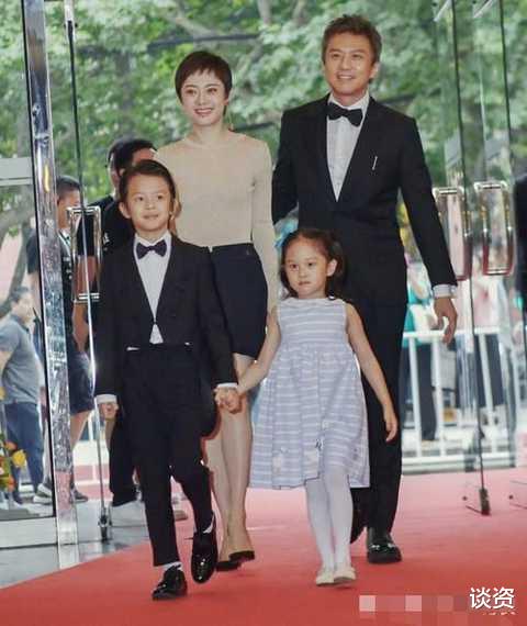 孙俪|孙俪哭诉假期带娃生活,等等暴风成长大脚丫抢镜,有娃的家长共情了