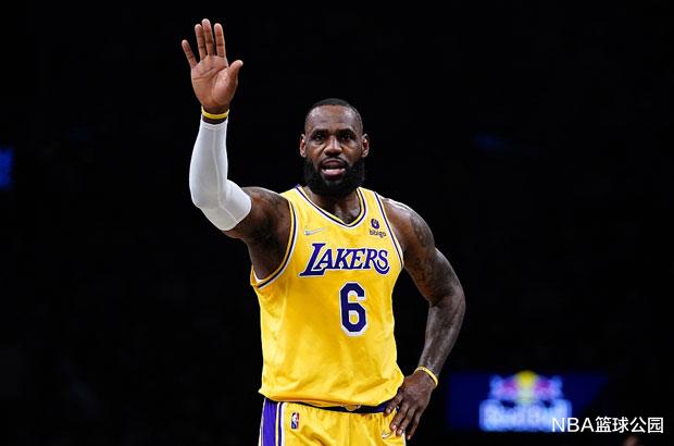 勒布朗·詹姆斯|耻辱惨败！詹姆斯26+8+4，打破NBA纪录，解说：詹姆斯应努力刷4万分
