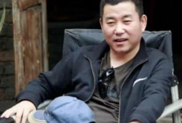 高曙光|潘长江的同胞弟弟曝光,身高竟有一米八,还是大家的老熟人!