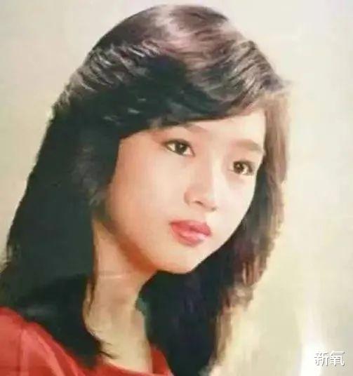 豪门|赌王二房女儿何超云和香港消防队员订婚了？