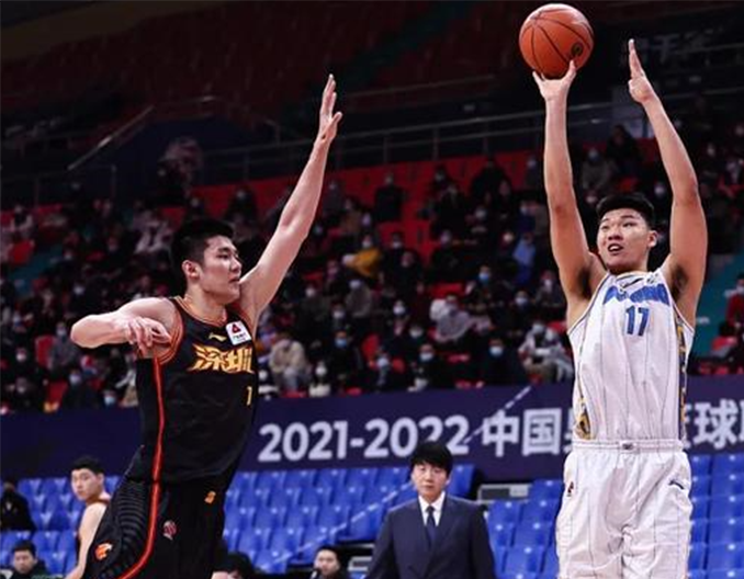 首钢集团|重新调整，CBA三冠豪门备受鼓舞，救火教练上位，名帅再遭弃