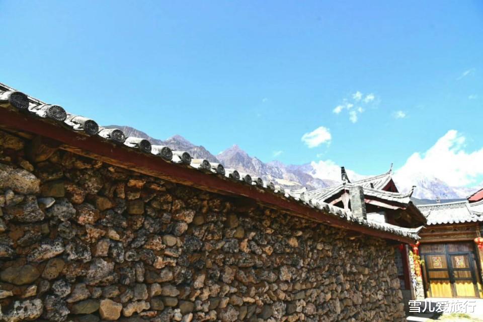 丽江|雪嵩村，玉龙雪山脚下，一个用石头垒起的纳西古村落