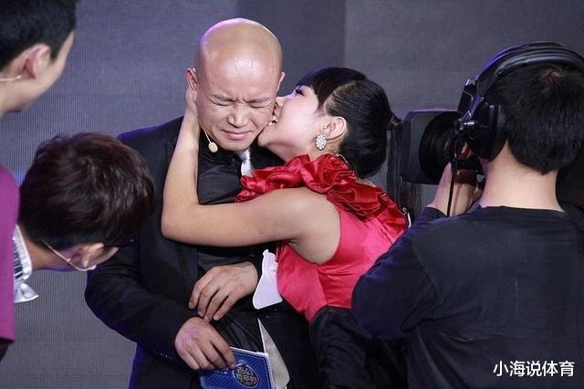 曹格|酒后咸猪手、香槟对瓶吹,这些借酒释放的明星,有男有女都是大牌