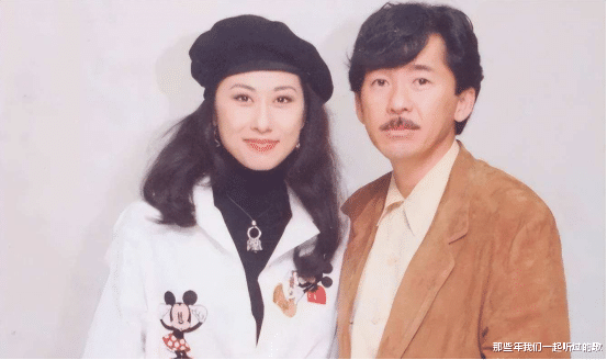 80年代|一首大合唱，看清港乐80年代歌手歌坛地位与“割据势力”之大小