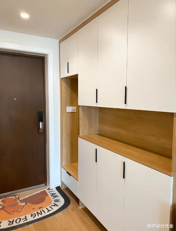 小户型玄关装修,一定要坚持“7不做”,都是从实用出发来考虑的!